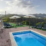 Portugal Countryside Retreat For Remote Workers And Digital Nomads בית כפרי