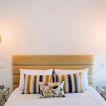 The Valley, Apartamentos Em Casa De Campo Nas Montanhas Magicas - A Sala E A Cozinha, Localizadas Numa Cabana De Madeira, Sao Partilhadas Hétvégi ház Vale de Cambra