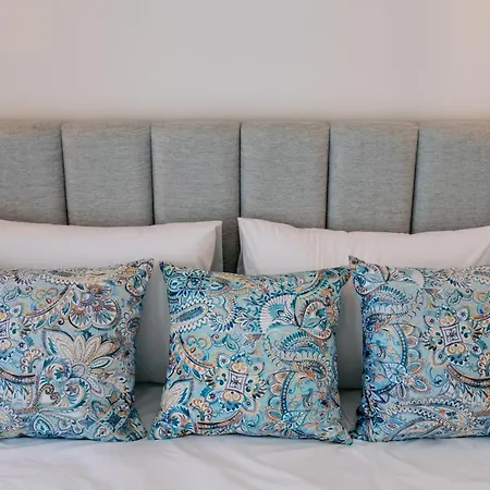 Portugal Countryside Retreat For Remote Workers And Digital Nomads *