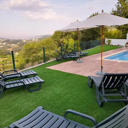Hétvégi ház The Valley, Apartamentos Em Casa De Campo Nas Montanhas Magicas - A Sala E A Cozinha, Localizadas Numa Cabana De Madeira, Sao Partilhadas *
