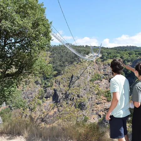 Coliving The Valley Portugal - Pt Com Cozinha Partilhada - En With Shared Kitchen カントリーハウス ヴァーレ・デ・カンブラ