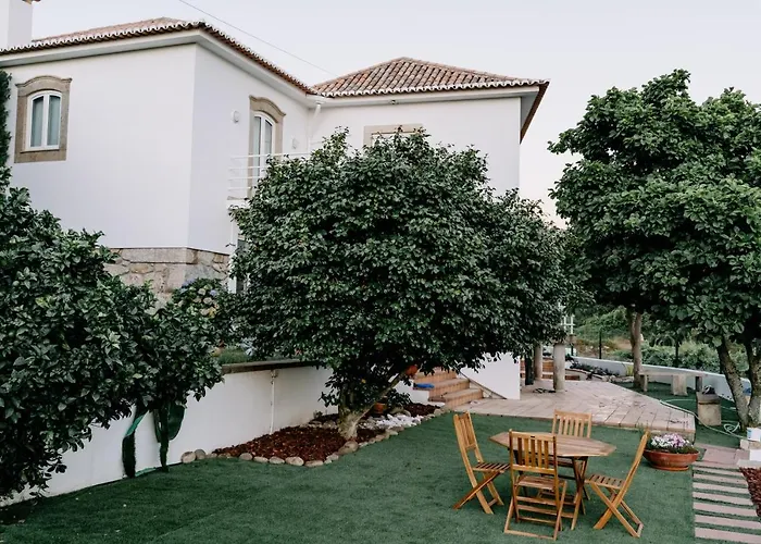 Portugal Countryside Retreat For Remote Workers And Digital Nomads Вали-ди-Камбра